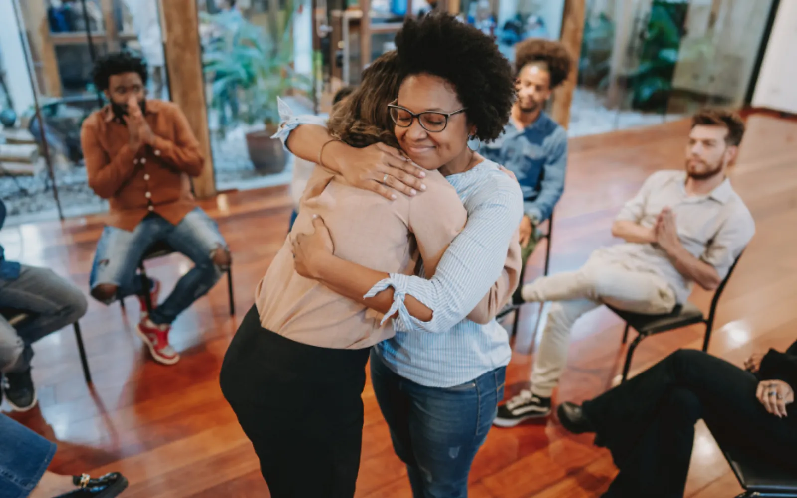 4 Ways a Supportive Community Contributes to a Successful Recovery Journey