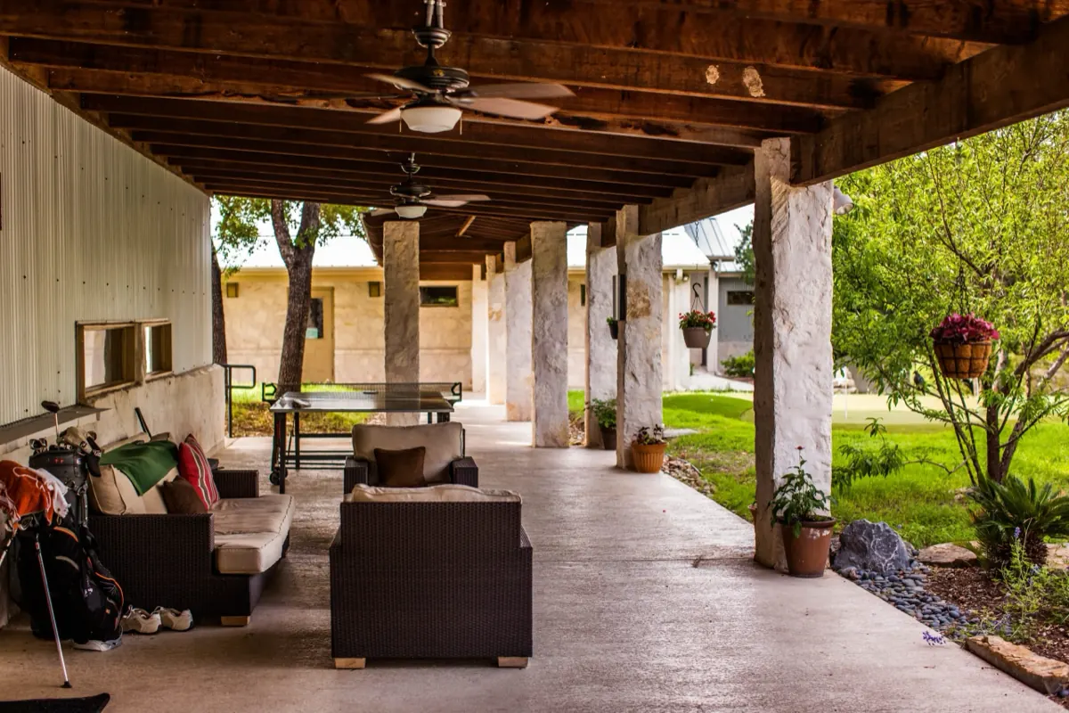 Covered outdoor patio at the Positive Recovery Centers Hill Country campus